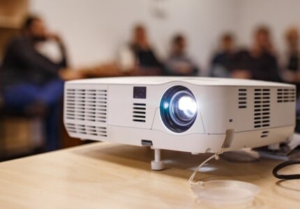 Dịch vụ chuyên sửa chữa máy chiếu uy tín tại tp.hcm.